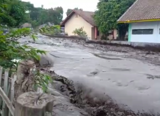 banjir bandang bondowoso