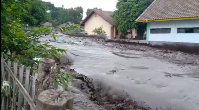 banjir bandang bondowoso
