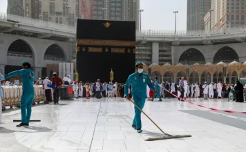 Bekerja untuk Akhirat: Menjadikan Dunia Ladang Pahala bekerja untuk akhirat