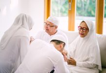 berbakti kepada orang tua