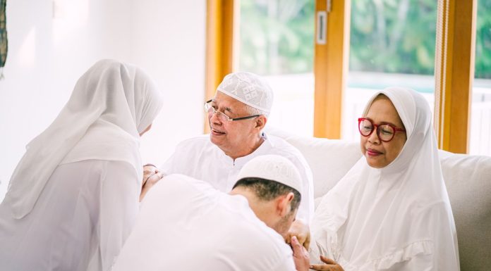 berbakti kepada orang tua