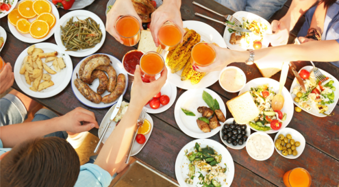 Buka Puasa Bersama (Bukber), Tradisi Baik atau Buruk? buka puasa bersama