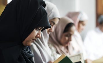 Cara Menghindari Riya: Musuh Tersembunyi yang Bahaya cara menghindari riya