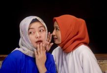Cara Menyikapi Gosip Tetangga Menurut Islam cara menyikapi gosip tetangga