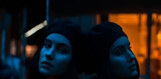 Ciri Orang yang Suka Mencari Muka Menurut Islam ciri orang yang suka mencari muka