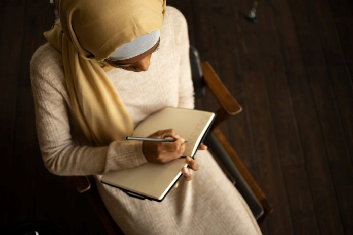 Dalil Menyakiti Hati Wanita