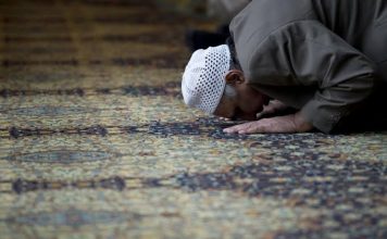 Dampak Ibadah Karena Terpaksa