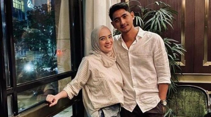 foto Putri Anne tanpa hijab