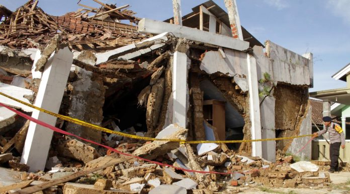 gempa sukabumi 1
