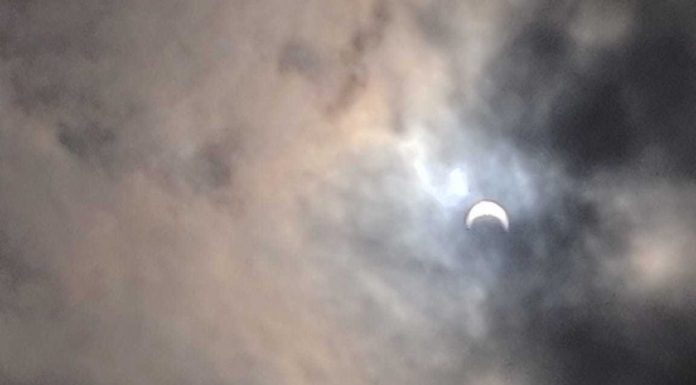 gerhana matahari cincin