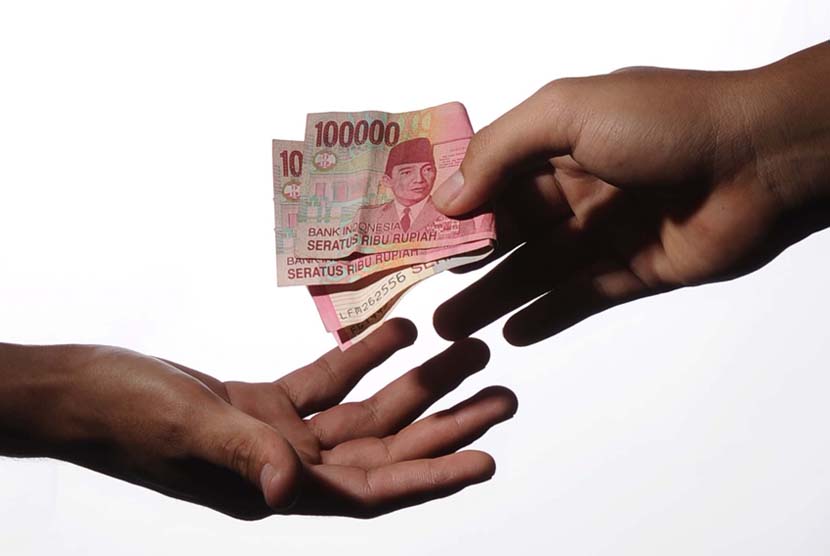 gunung kelud meletus