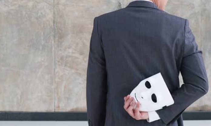 hadits tentang orang munafik