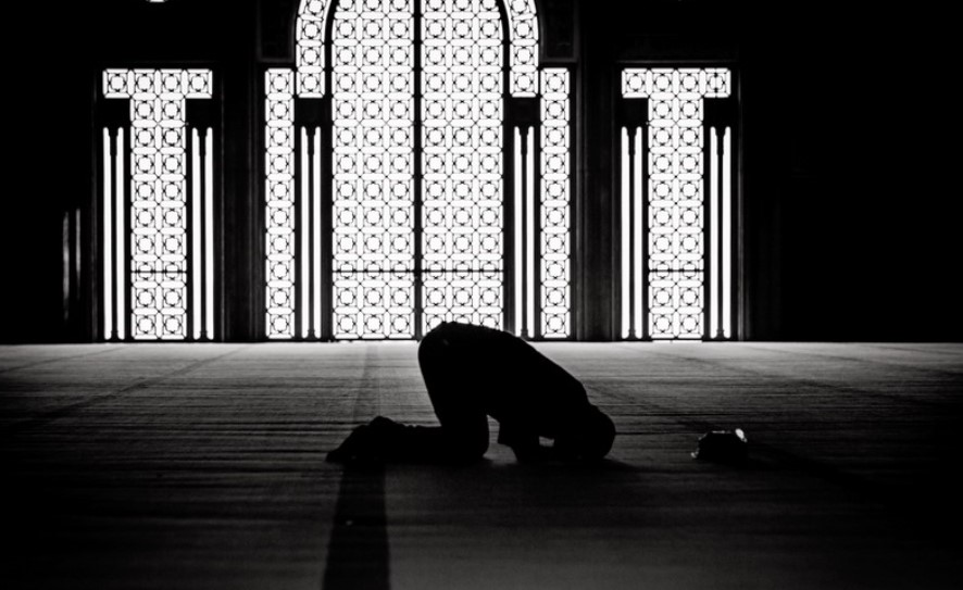 hadits tentang orang munafik