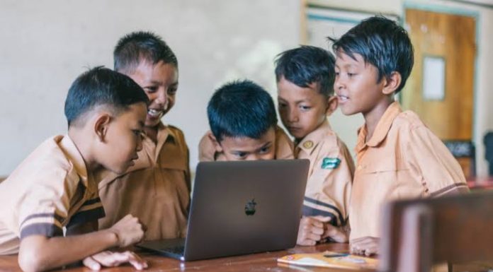 hari pendidikan nasional
