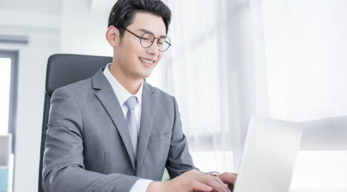 Apa Hukum Kerja di Bank Menurut Islam? Para Pekerja Wajib memahami Hukum kerja di bank