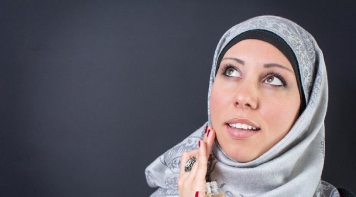 Usut Tuntas Hukum Memakai Parfum bagi Wanita Muslim!