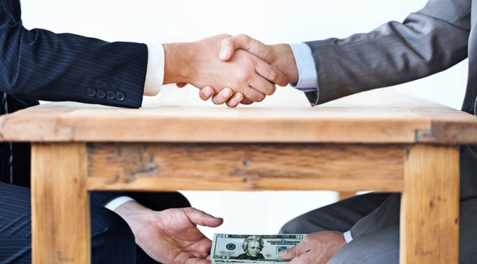 hukum memberi dan menerima suap