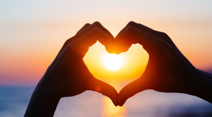 hukum mencintai saudara kandung