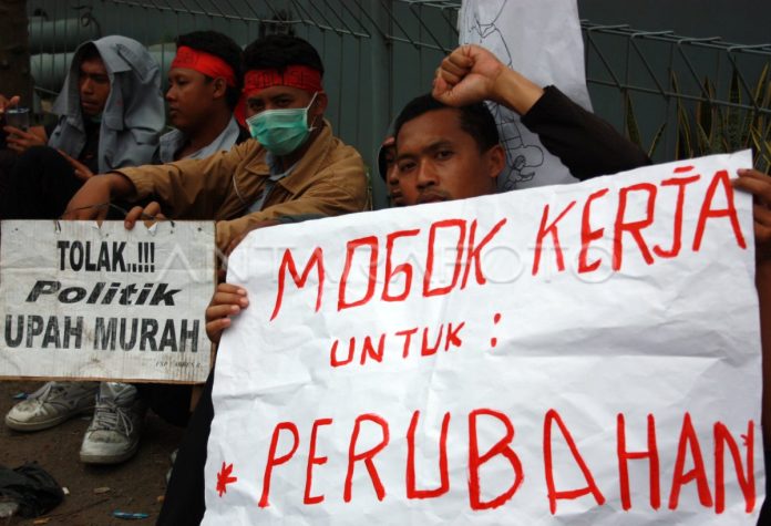 hukum mogok kerja