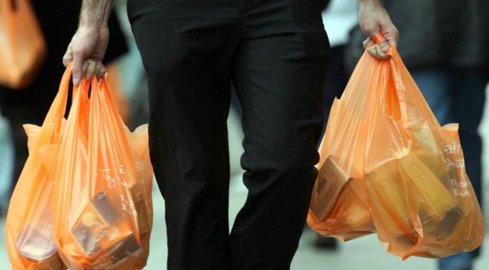 hukum plastik belanja berbayar