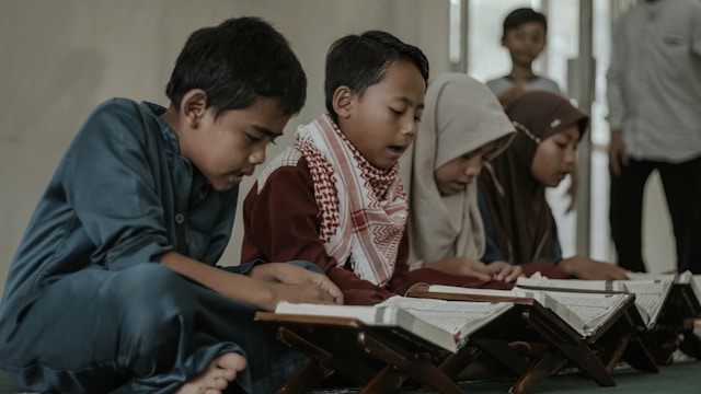 ibadah yang dilakukan hanya karena ikut-ikutan
