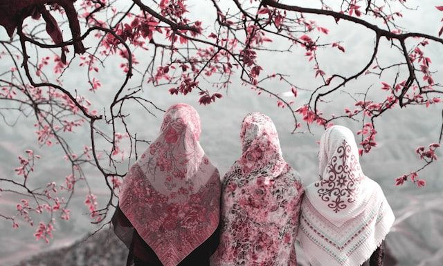 Mengapa Ibadah yang Dilakukan Hanya Karena Ikut-ikutan Bisa Mengikis Nilai Pahala? ibadah yang dilakukan hanya karena ikut-ikutan