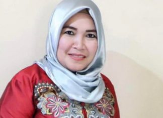ibu Ayu Ting Ting