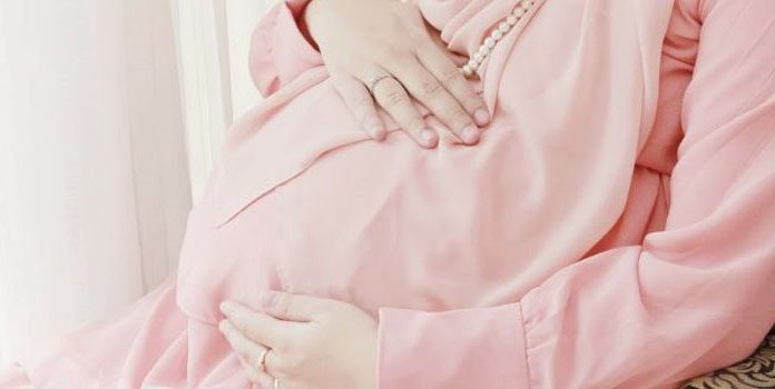 wanita muslimah yang hamil