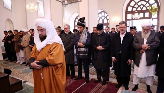 Apa Keutamaan Menjadi Imam Shalat Tarawih? imam shalat tarawih