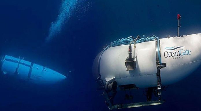 kapal selam Titanic