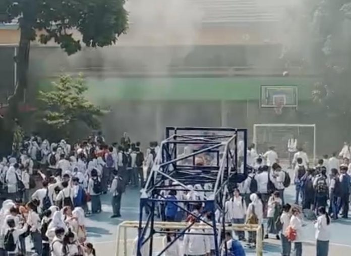Kebakaran SMAN 6 Jakarta