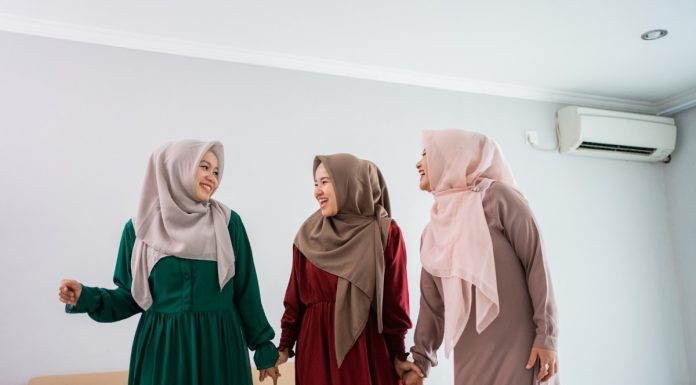 kesopanan dalam interaksi sosial