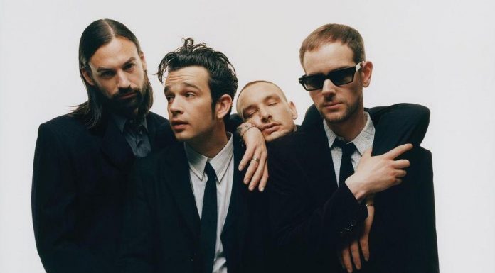 kontroversi band The 1975