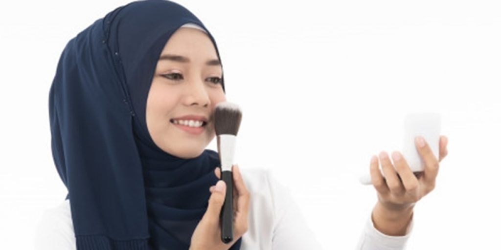 makeup Keisya Levronka