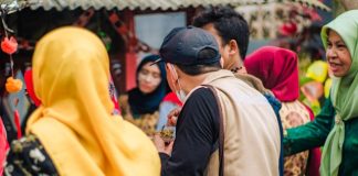 manusia semakin tidak peduli