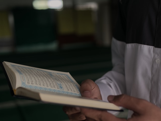 mengajarkan keberanian dalam menghadapi tantangan