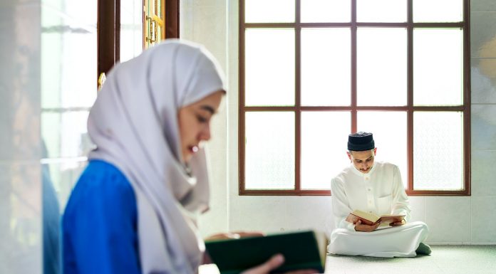 memahami Depresi dan Kaitannya dengan Kurangnya Ibadah