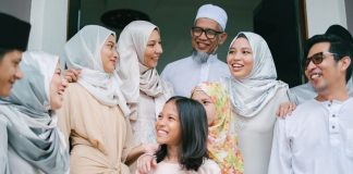 membangun ikatan keluarga yang kuat
