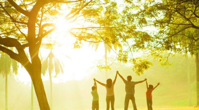 Membangun Harmoni Keluarga Dengan Islam
