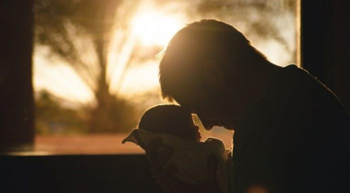 Membina hubungan dengan anak