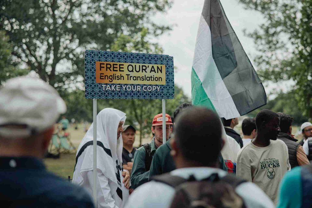 memilih pemimpin non muslim