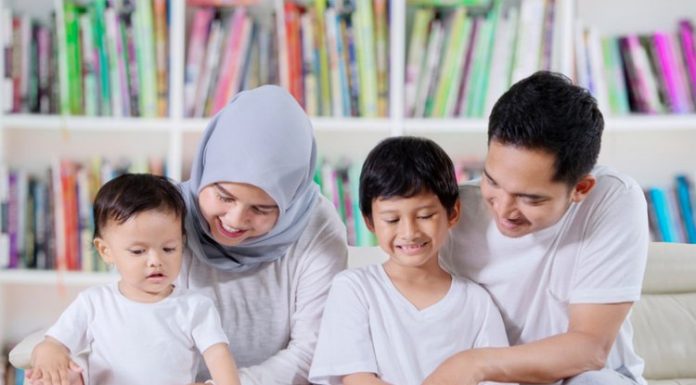 Kiat Penting Dalam Mendidik Anak Tangguh Sesuai Ajaran Islam Mendidik anak tangguh