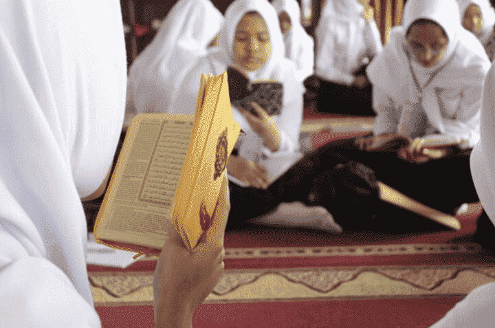 mengapa Al Qur’an disebut kitab yang bersifat universal