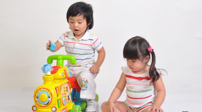 mengasah kecerdasan fisik anak