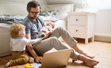 mengatasi tekanan parenting modern