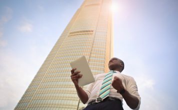 mengejar target bisnis