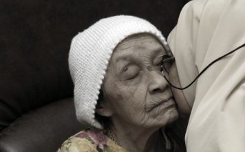 menjaga Perasaan orang tua berbakti