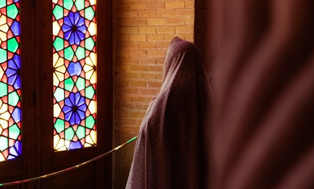 mukena sutra premium halal atau tidak