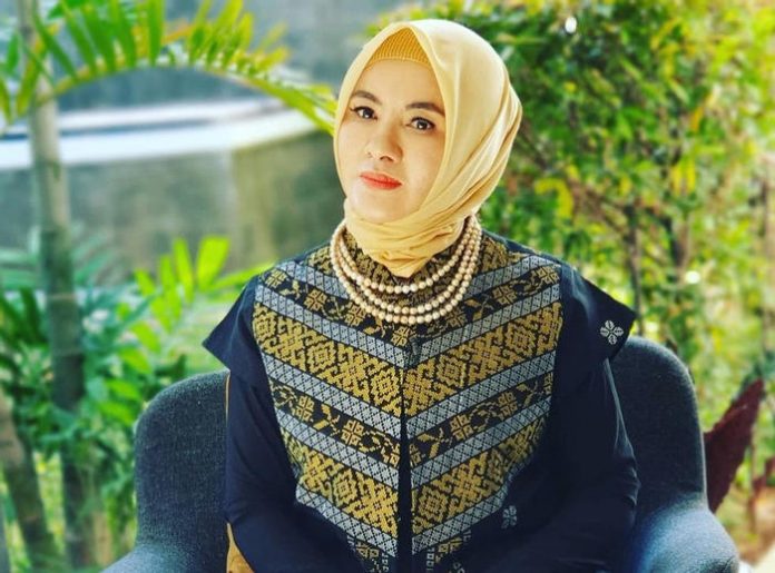nicke widyawati Nicke Widyawati