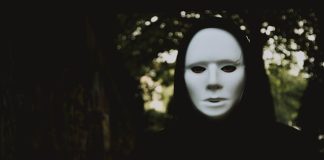 orang munafik kekal di neraka